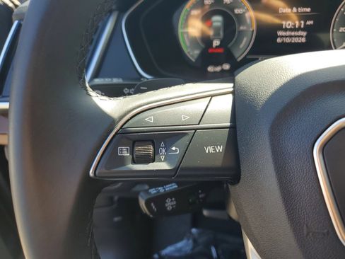Used 2024 Audi Q5 e Premium w/ Convenience Package AWD/4WD image 28