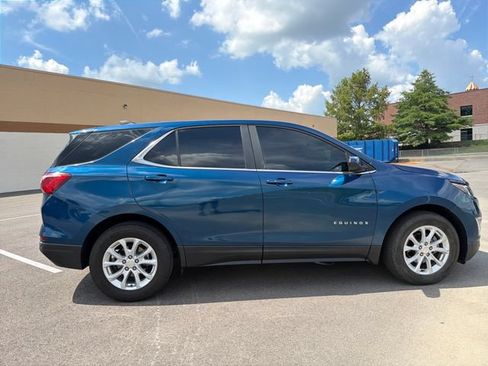 Used 2021 Chevrolet Equinox LT FWD image 9