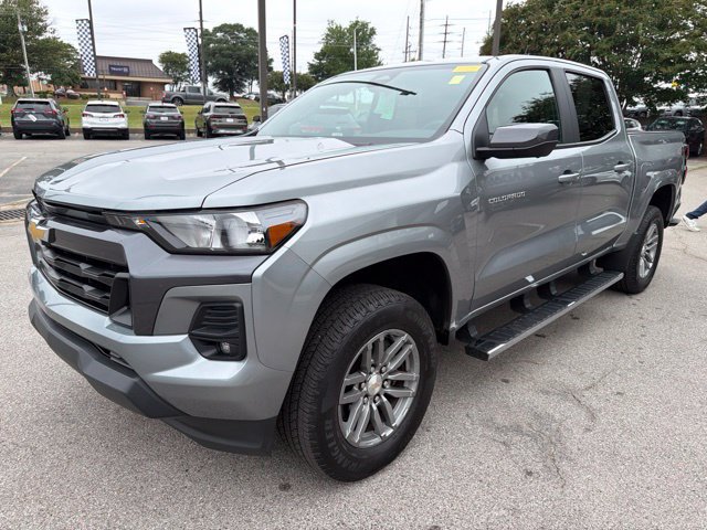 Used 2024 Chevrolet Colorado LT w/ LT Convenience Package II RWD image 7