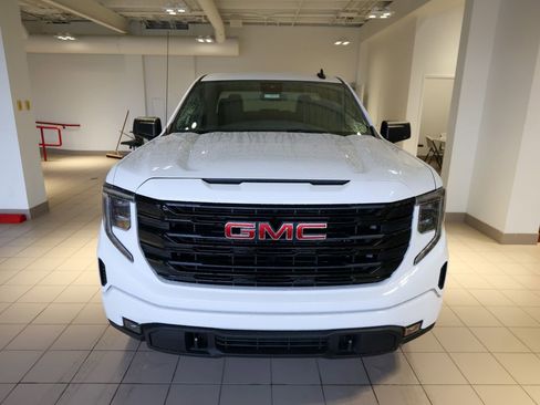 New 2026 GMC Sierra 1500 Elevation image 24