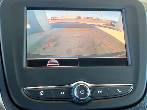 Used 2022 Chevrolet Equinox LS w/ LS Convenience Package AWD/4WD image 34