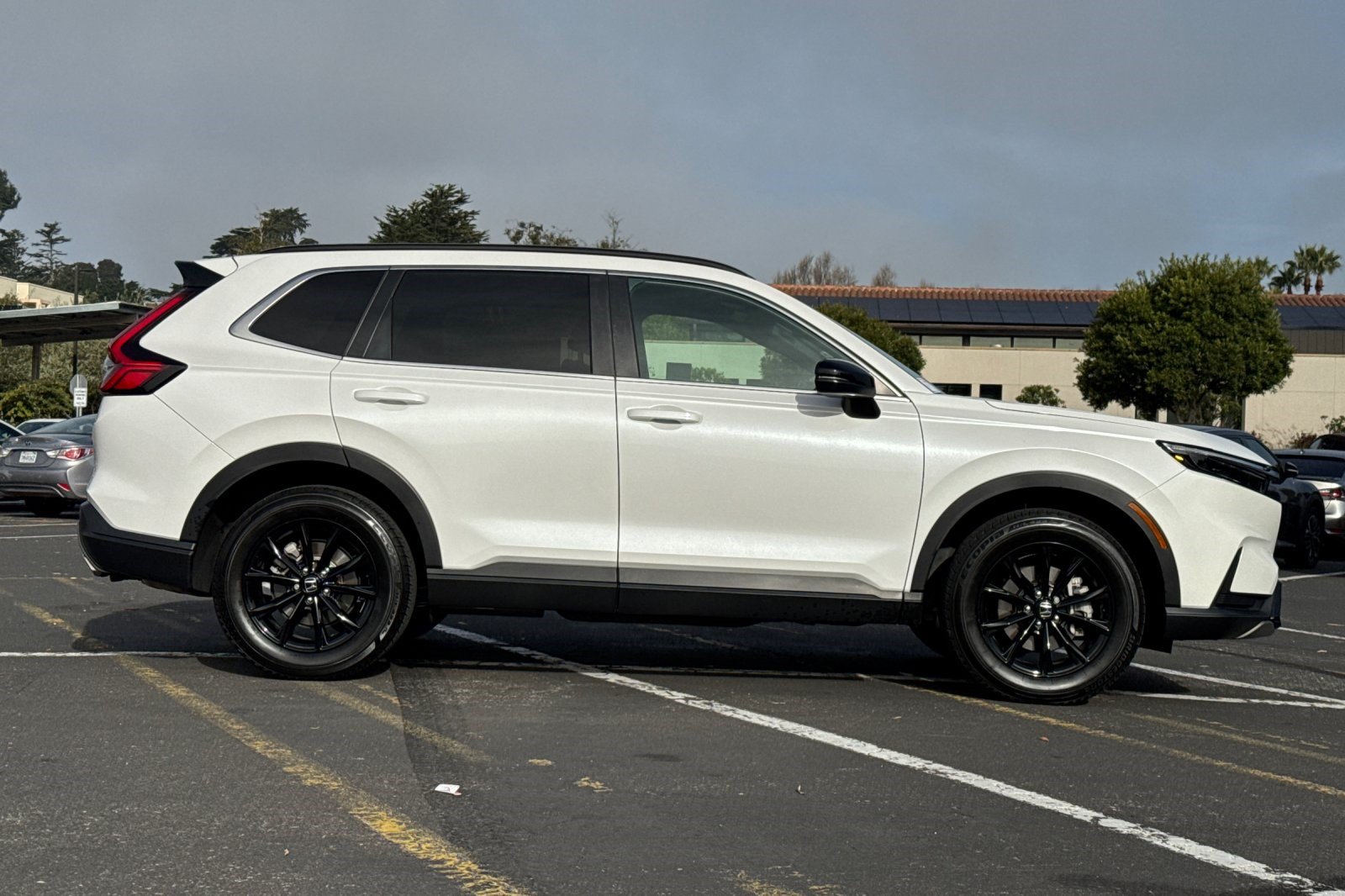 Used 2025 Honda CR-V Sport image 7