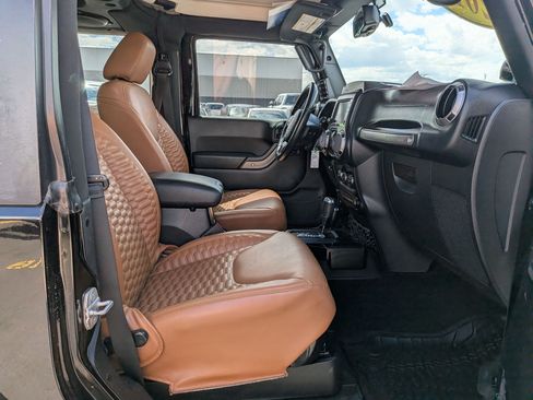 Used 2014 Jeep Wrangler Sport w/ Quick Order Package 24S AWD/4WD image 27