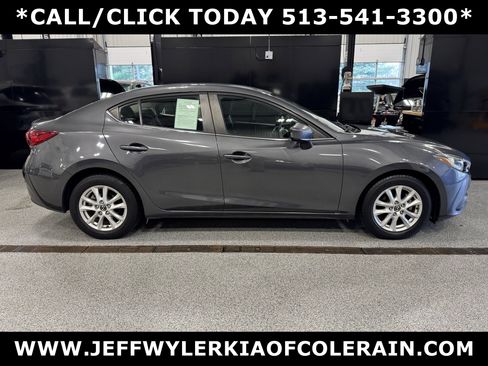 Used 2014 MAZDA MAZDA3 i Touring image 2