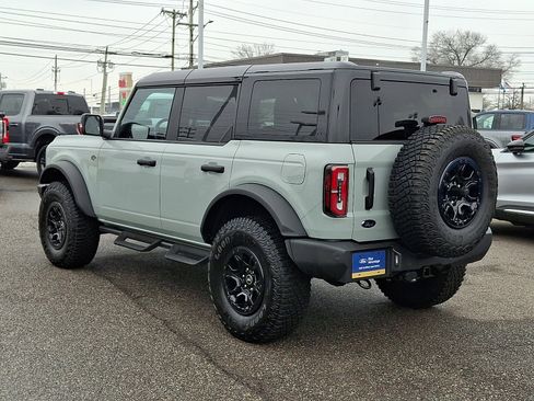 Used 2024 Ford Bronco Wildtrak image 7