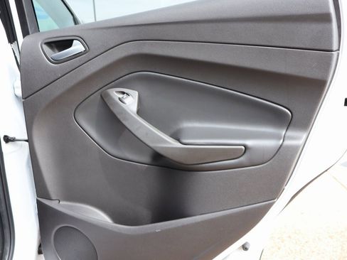 Used 2018 Ford Escape SEL image 12