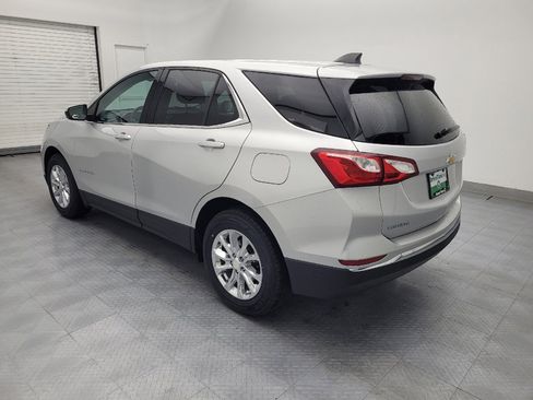 Used 2020 Chevrolet Equinox LT image 3