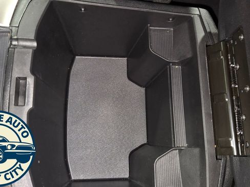 Used 2018 RAM 1500 Laramie w/ Convenience Group image 23