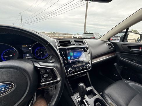 Used 2019 Subaru Outback 2.5i Limited AWD/4WD image 29