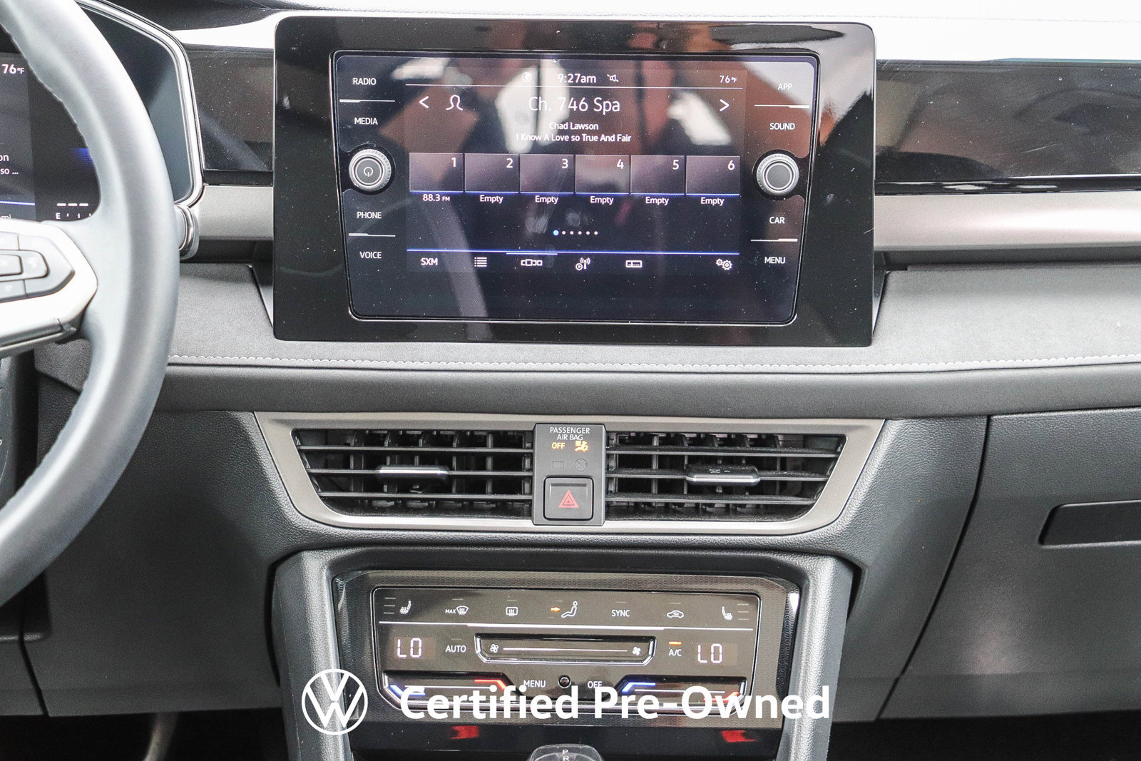 Certified 2025 Volkswagen Taos SE FWD image 15