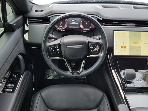 Used 2025 Land Rover Range Rover Sport Dynamic SE AWD/4WD image 17