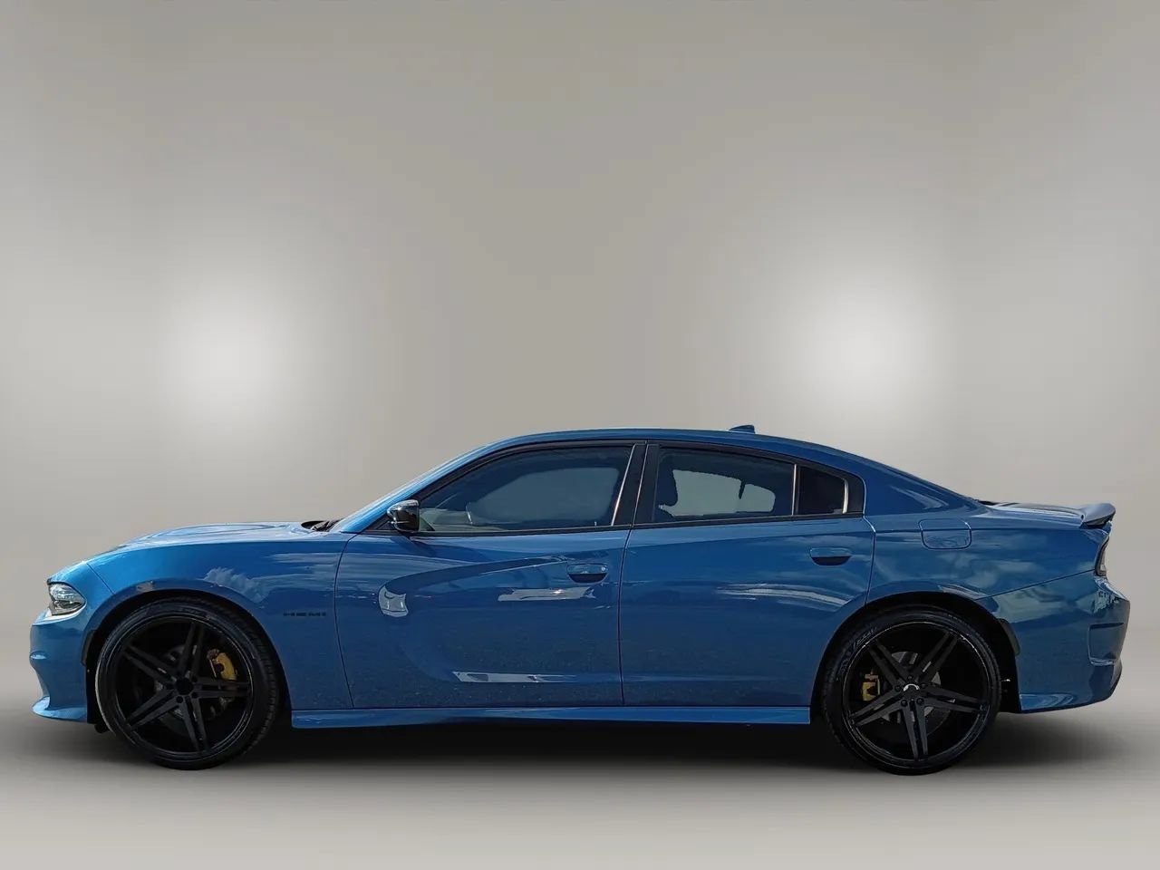 Used 2021 Dodge Charger R/T w/ Blacktop Package RWD image 29