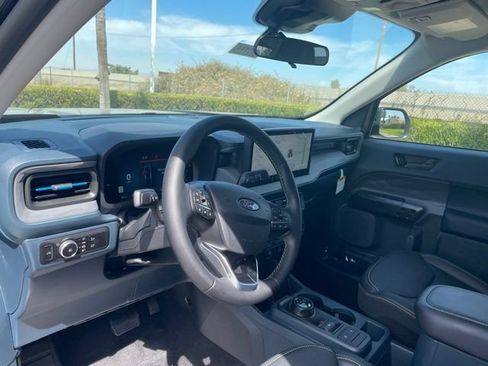 New 2026 Ford Maverick Lobo AWD/4WD image 9