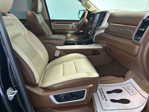 Used 2020 RAM 1500 Laramie AWD/4WD image 24