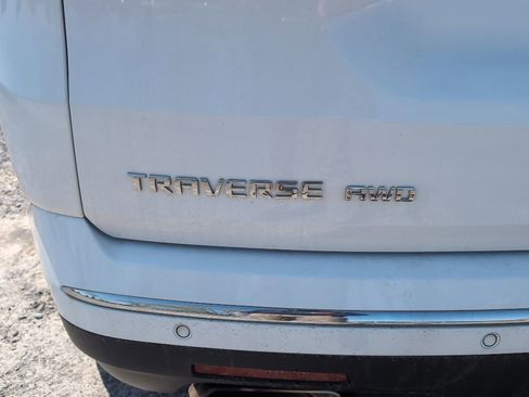 Used 2019 Chevrolet Traverse Premier AWD/4WD image 9
