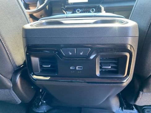 Used 2025 GMC Sierra 1500 AT4 w/ AT4 Premium Package AWD/4WD image 23