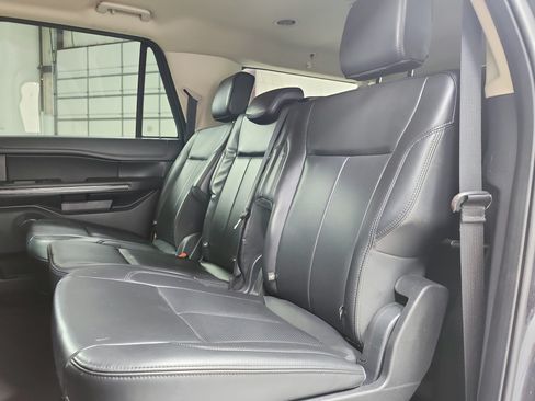 Used 2024 Ford Expedition Max XLT AWD/4WD image 12