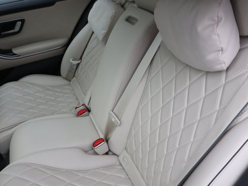 Used 2023 Mercedes-Benz S 580 4MATIC Sedan image 24