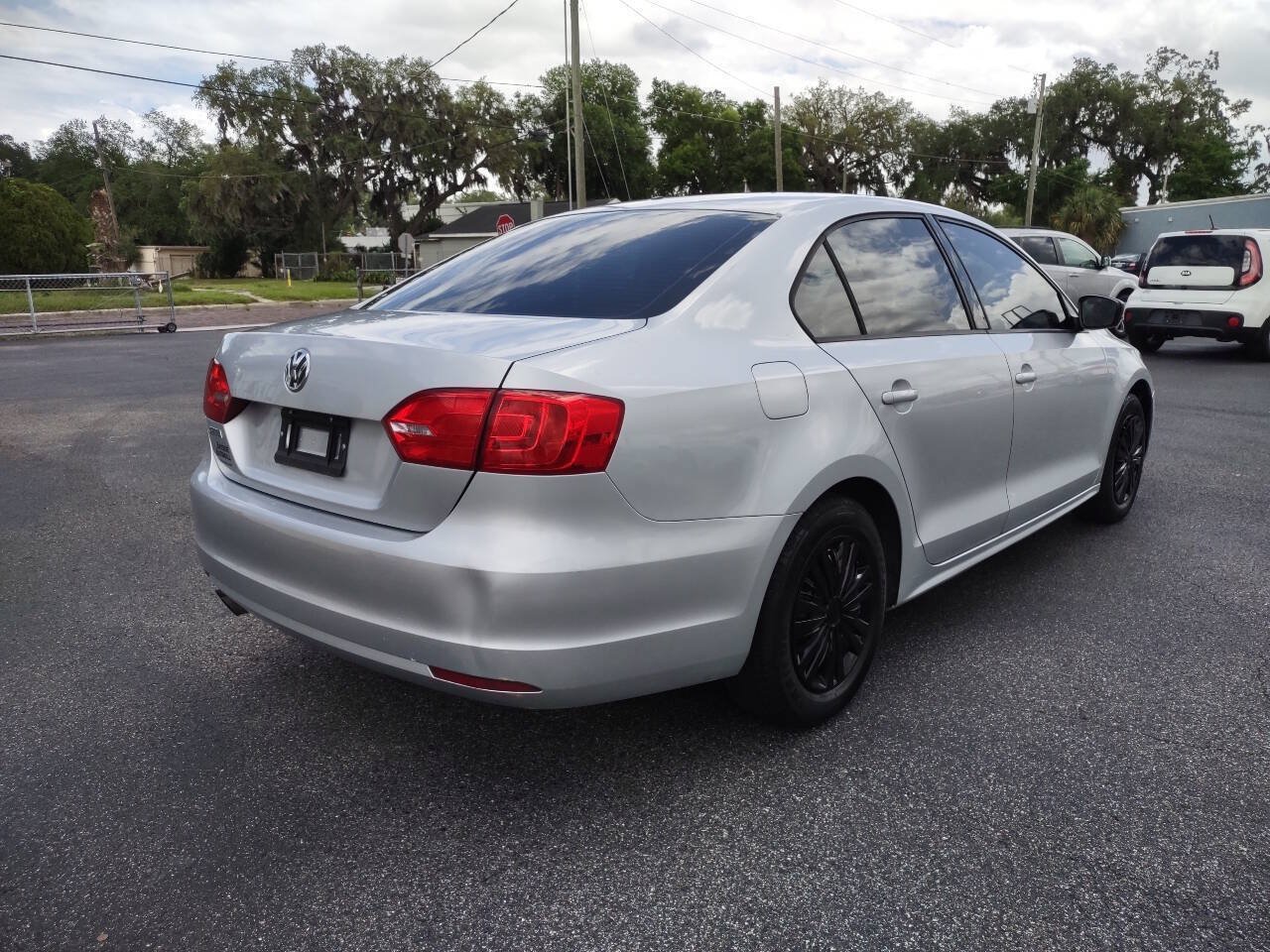 Used 2014 Volkswagen Jetta S FWD image 4