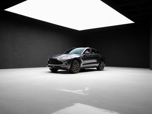 Used 2023 Aston Martin DBX AWD/4WD image 78
