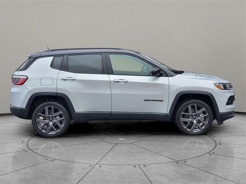 New 2026 Jeep Compass Limited image 13