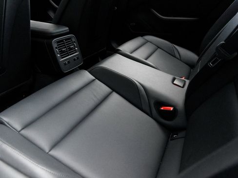 Certified 2025 Porsche Taycan image 24