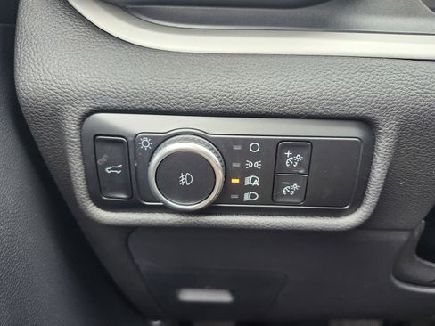 Used 2023 Ford Explorer XLT w/ Equipment Group 202A image 17