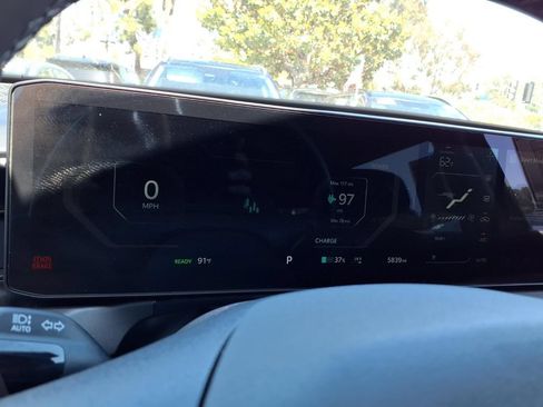 Used 2026 Kia EV9 Wind AWD/4WD image 12