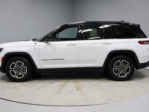Used 2022 Jeep Grand Cherokee Trailhawk w/ Luxury Tech Group III AWD/4WD image 9