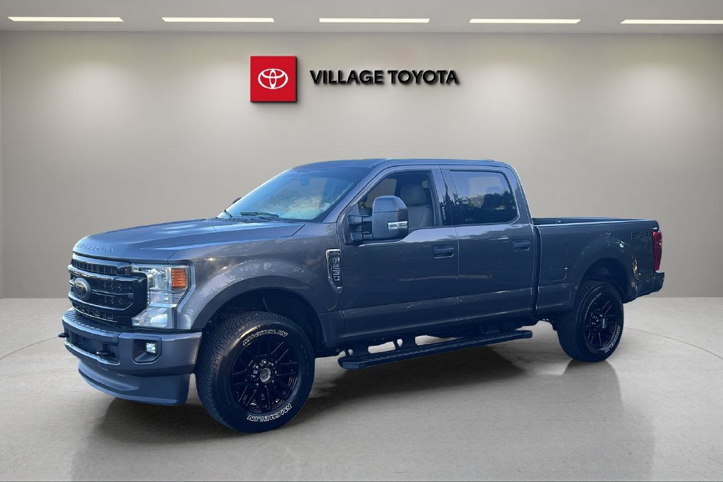 Used 2022 Ford F250 XLT w/ Black Appearance Package AWD/4WD image 1