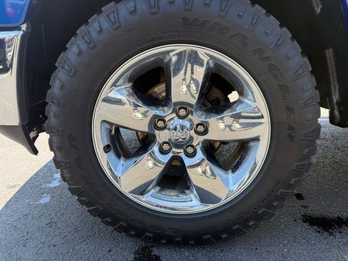 Used 2018 RAM 1500 Big Horn AWD/4WD image 9
