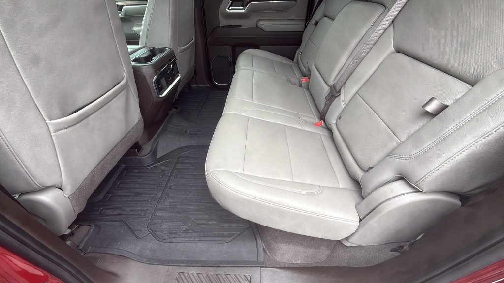 Used 2023 GMC Sierra 1500 SLT AWD/4WD image 15
