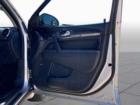 Used 2015 Buick Enclave Premium w/ Experience Buick Package FWD image 22