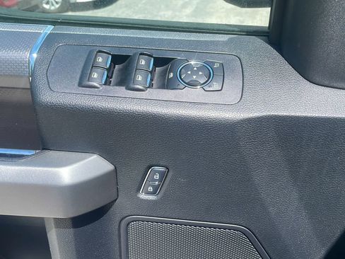 Used 2016 Ford F150 XLT w/ Equipment Group 302A Luxury AWD/4WD image 20