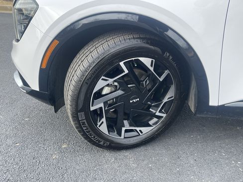 Used 2023 Kia Sportage SX image 32