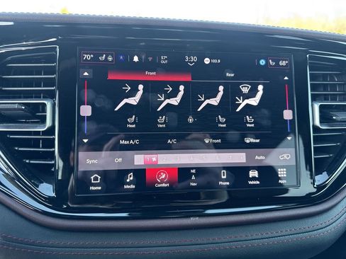 Used 2024 Dodge Durango Citadel image 19