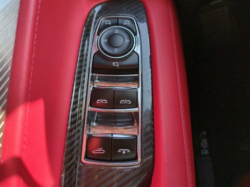 Certified 2020 Chevrolet Corvette Stingray Preferred Conv w/ 2LT Preferred Equipment Group image 21