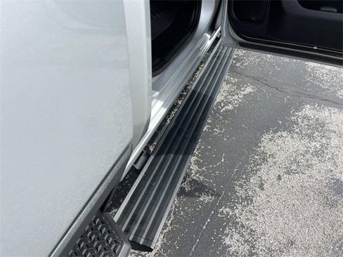 Used 2021 GMC Sierra 2500 Denali w/ Denali Ultimate Package image 25