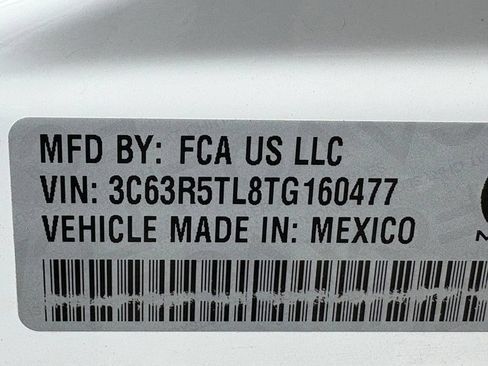 Used 2026 RAM 2500 Limited AWD/4WD image 19