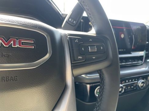 Used 2023 GMC Sierra 1500 SLT image 14