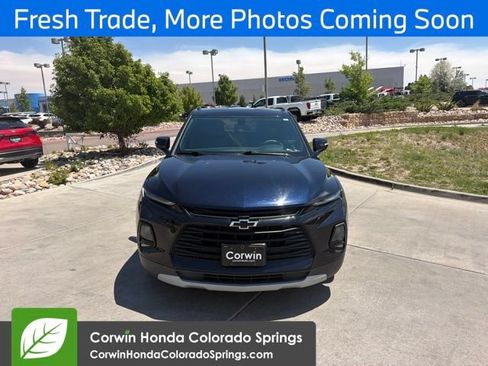 Used 2020 Chevrolet Blazer LT FWD image 2