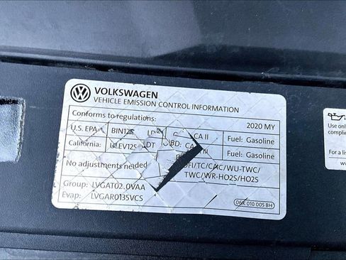 Used 2020 Volkswagen Atlas Cross Sport SEL image 35