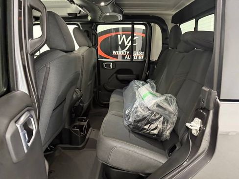 New 2026 Jeep Gladiator Willys image 15