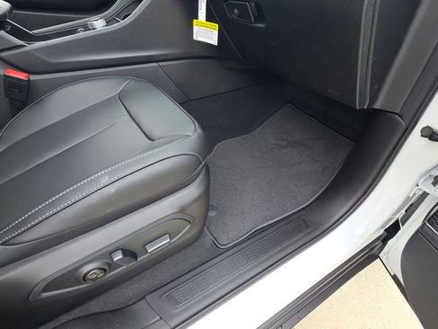 New 2026 Jeep Grand Cherokee Limited AWD/4WD image 13