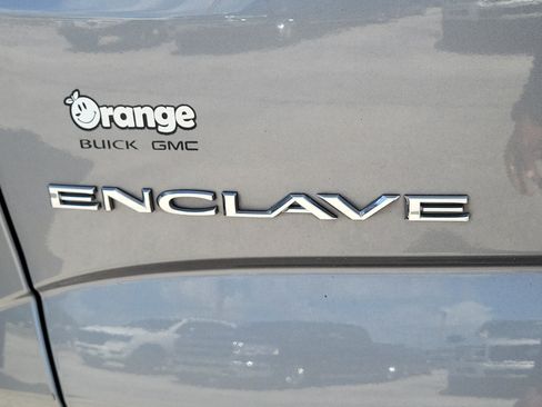 Used 2021 Buick Enclave Essence w/ Sound and Sites Package FWD image 9