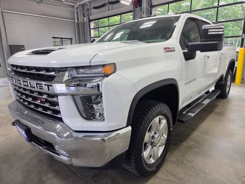 Used 2022 Chevrolet Silverado 2500 LTZ AWD/4WD image 5