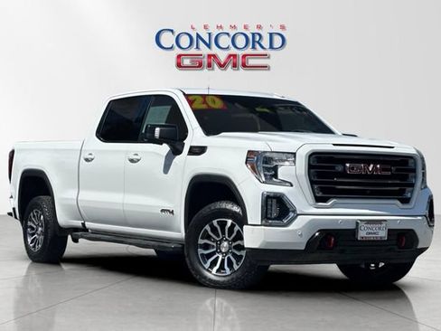 Used 2020 GMC Sierra 1500 AT4 w/ Off-Road Performance Package AWD/4WD image 2