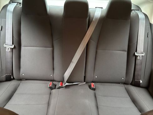 Used 2025 Nissan Sentra S FWD image 33