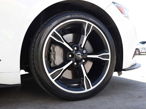 Used 2016 Ford Mustang GT Premium w/ Equipment Group 401A RWD image 58