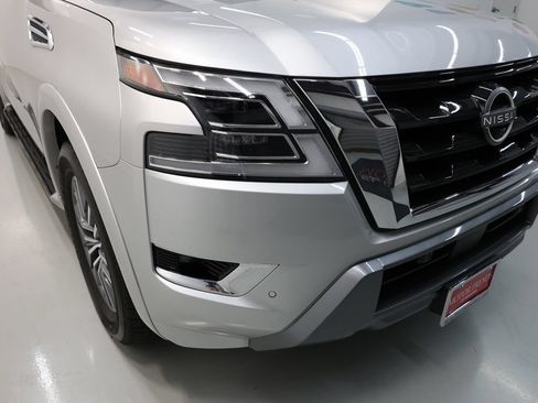 Used 2024 Nissan Armada SL w/ Captain's Chairs Package RWD image 61